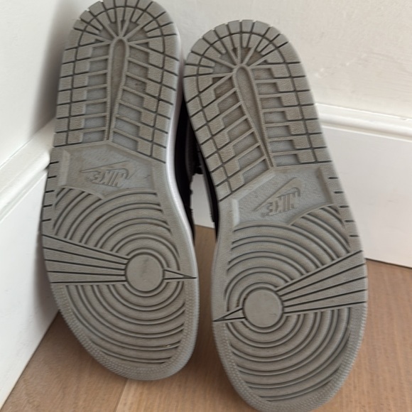 Nike Air Jordan High Top Sneakers - Picture 4 of 4